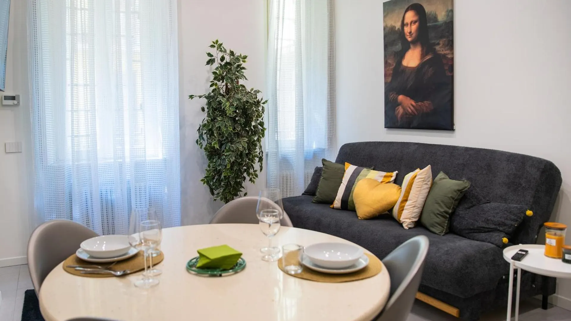 Modern Apartment Milan
